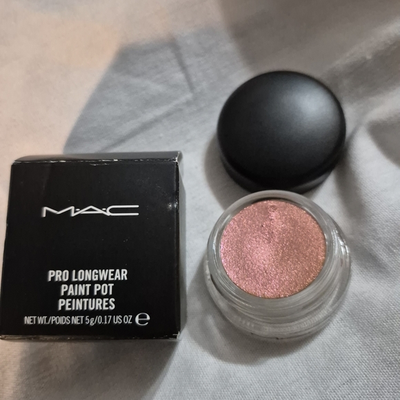 MAC Cosmetics Pro Longwear Paint Pot - Pink - Picture 5 of 6